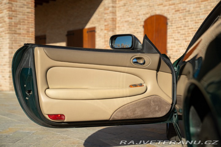 Jaguar XK8 COUPE GENTLEMEN SPEC 1998