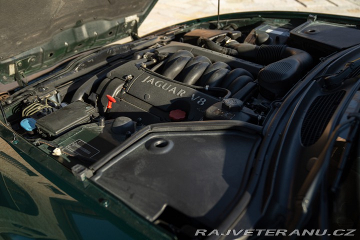 Jaguar XK8 COUPE GENTLEMEN SPEC 1998