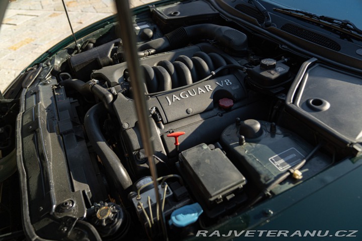 Jaguar XK8 COUPE GENTLEMEN SPEC 1998