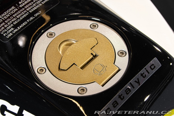 Ostatní značky Ostatní modely Cagiva ELEFANT 900 DESMODUE 1995