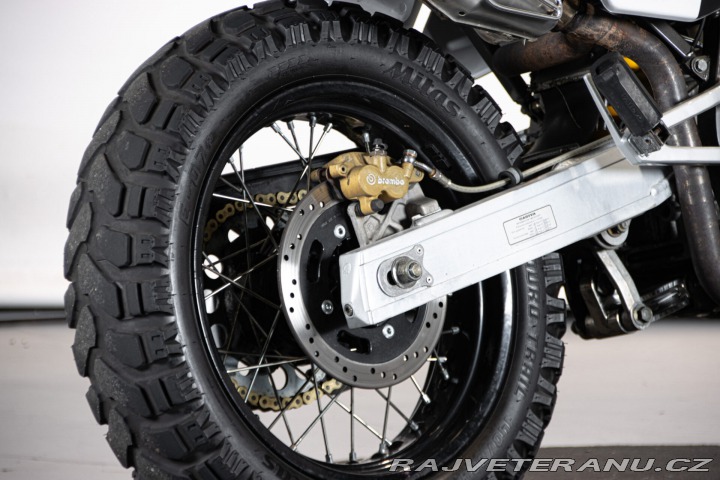 Ostatní značky Ostatní modely Cagiva ELEFANT 900 DESMODUE 1995