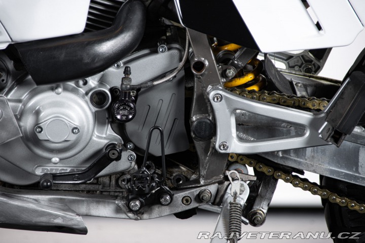 Ostatní značky Ostatní modely Cagiva ELEFANT 900 DESMODUE 1995