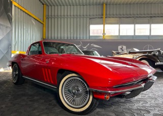 Chevrolet Corvette C2 1964