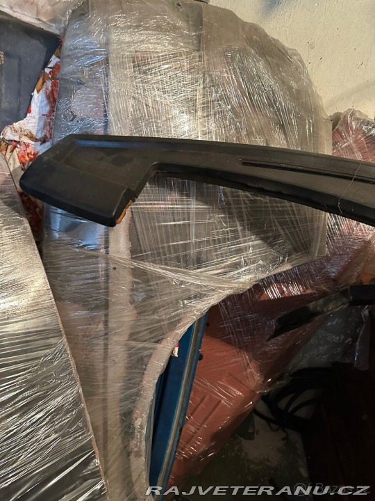 Tatra 613 613-2 Chromka 1979