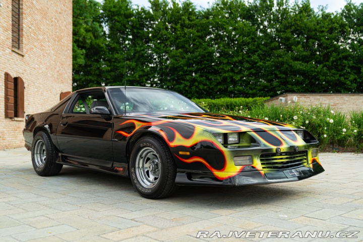 Chevrolet Camaro III Z28 RS 5.0 V8 1992