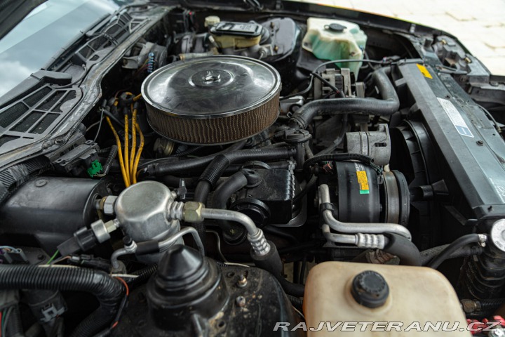 Chevrolet Camaro III Z28 RS 5.0 V8 1992