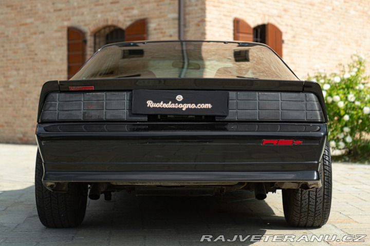Chevrolet Camaro III Z28 RS 5.0 V8 1992