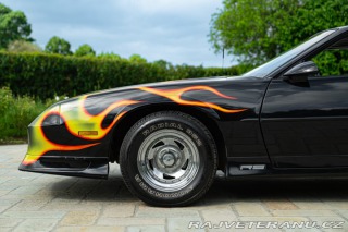 Chevrolet Camaro III Z28 RS 5.0 V8 1992
