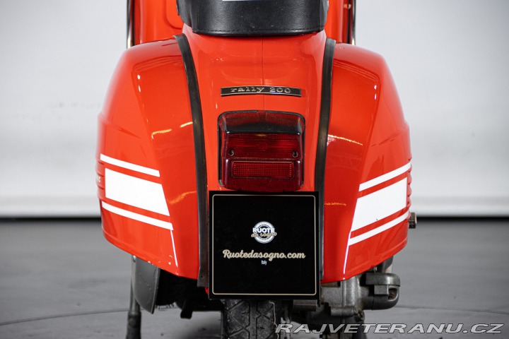 Piaggio Vespa RALLY 200 1974