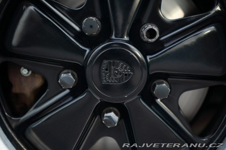 Porsche 911 CARRERA 3.2 G50 CABRIOLET 1989