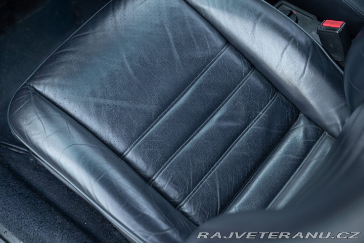 Porsche 911 CARRERA 3.2 G50 CABRIOLET 1989