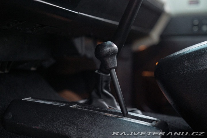 GMC Sierra SLX 5.7 L V8 1990