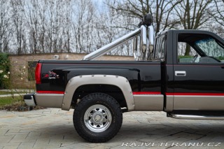 GMC Sierra SLX 5.7 L V8 1990