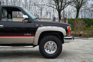 GMC Sierra SLX 5.7 L V8 1990