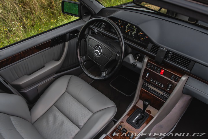 Mercedes-Benz E 400 E W124 1992