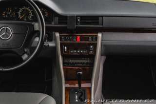 Mercedes-Benz E 400 E W124 1992