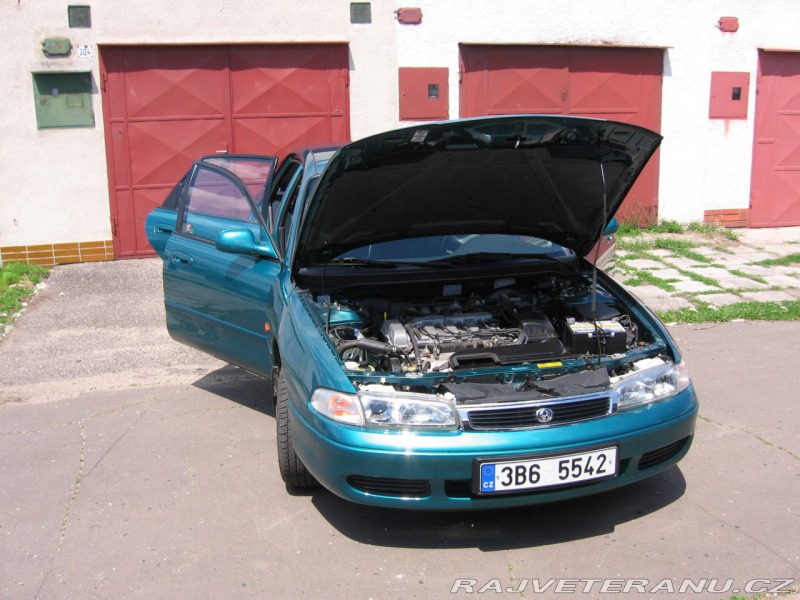 Mazda 626 mazda 626-2,0i HB-E