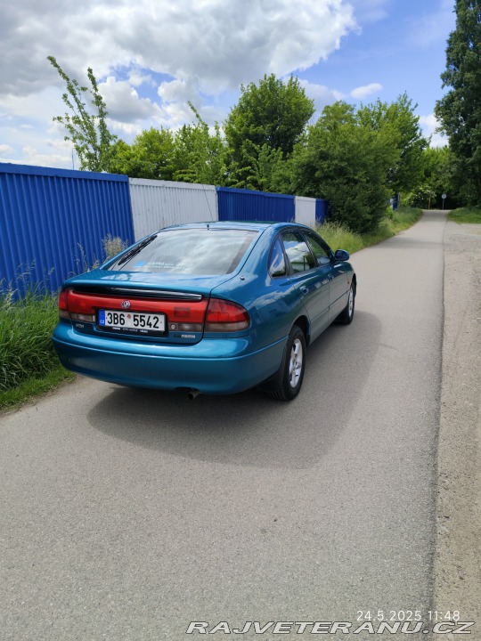 Mazda 626 mazda 626-2,0i HB-E 1995