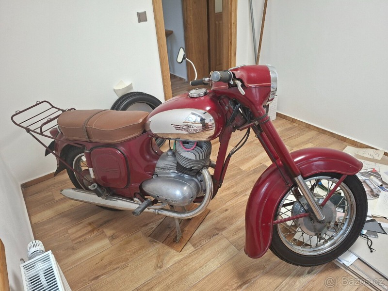 Jawa 250 