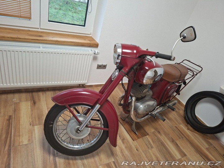 Jawa 250  1800
