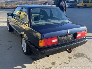 BMW 3 318i