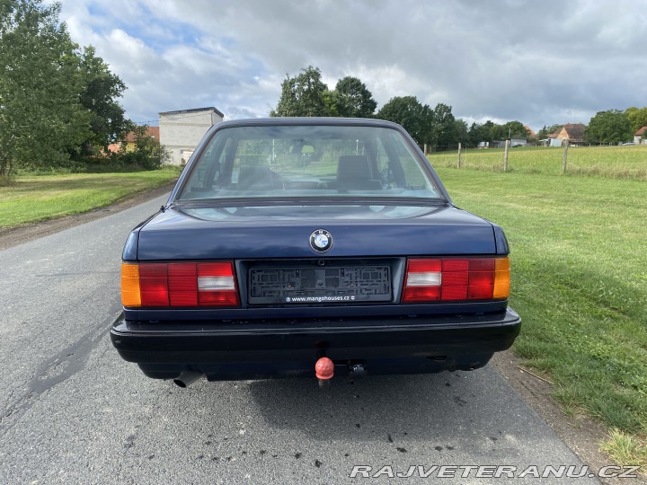 BMW 3 318i 1990