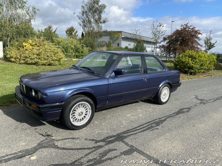 BMW 3 318i 1990