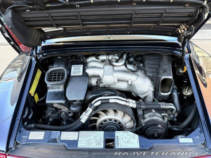 Porsche 911 Carrera 1996
