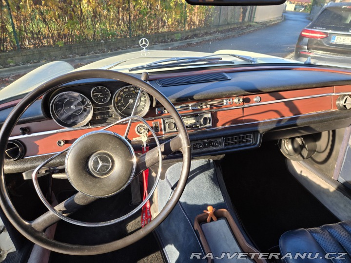Mercedes-Benz 250 250S W108 1967