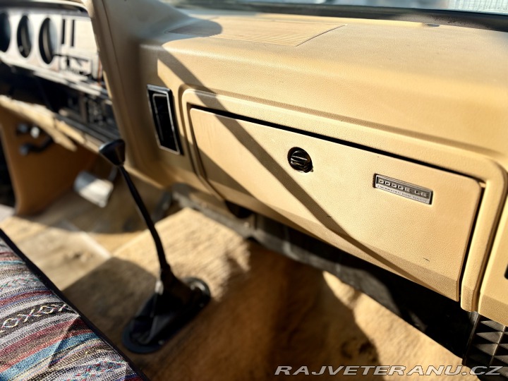 Dodge Ostatní modely W200 POWER RAM 1989