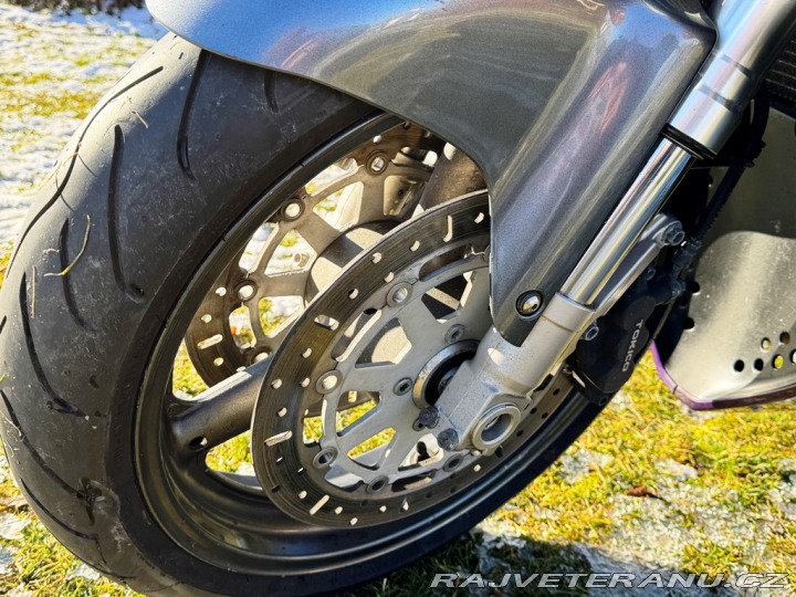 Suzuki GSX GSXR 750 Srad 1996