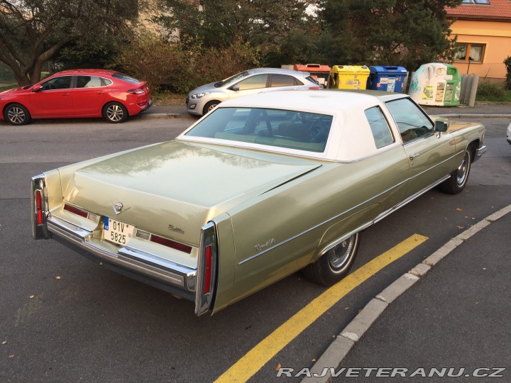 Cadillac Coupe de Ville  1975