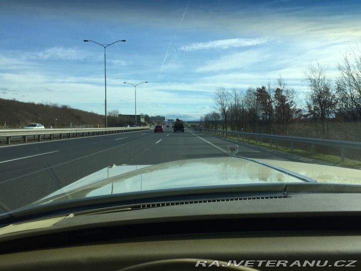 Cadillac Coupe de Ville  1975