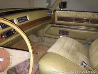 Cadillac Coupe de Ville  1975