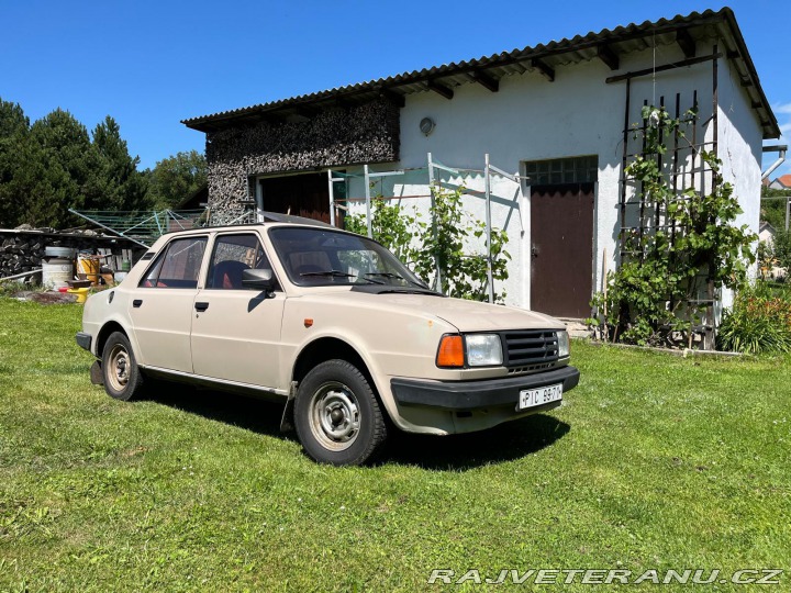 Škoda 125 1989