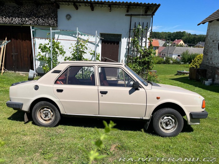 Škoda 125 1989