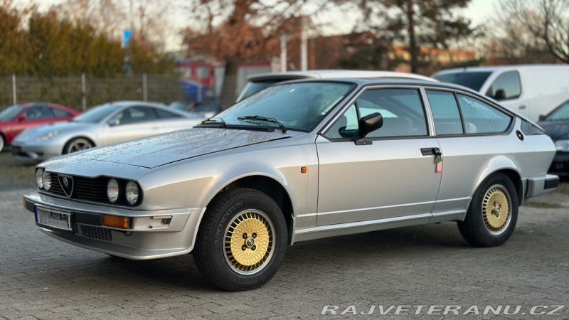 Alfa Romeo Alfetta GTV