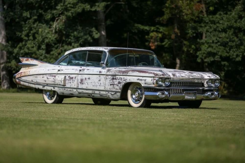 Cadillac Fleetwood Sedan