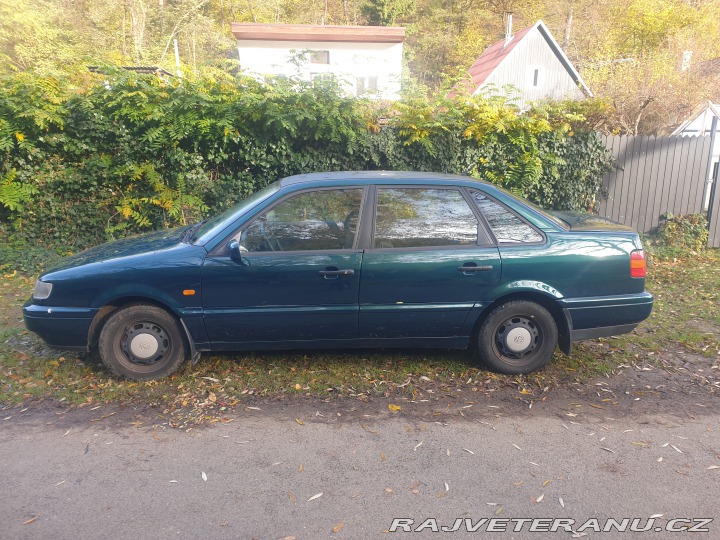 Volkswagen Passat B4 sedan 1997
