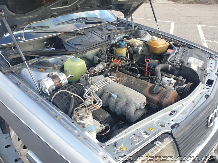 Audi 100 C3 sedan 5V 1987