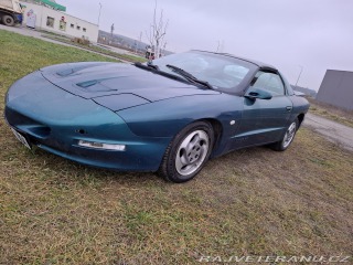 Pontiac Firebird 3.4 109 kw