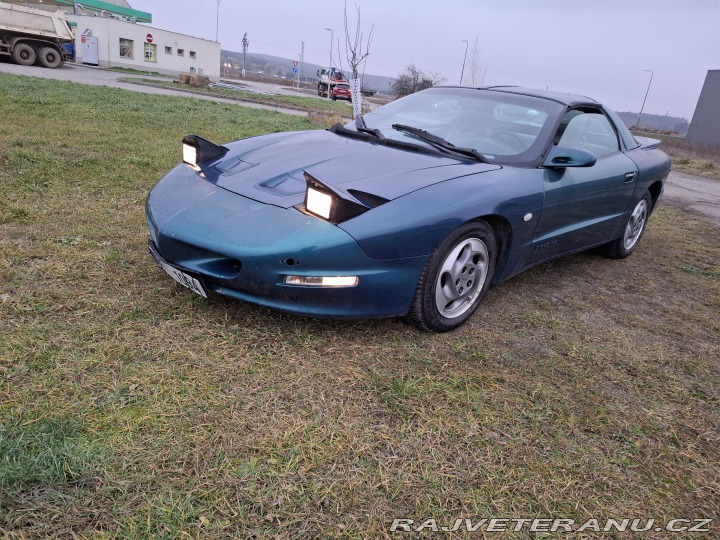 Pontiac Firebird 3.4 109 kw 1996