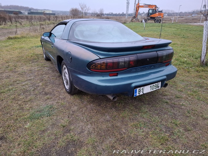 Pontiac Firebird 3.4 109 kw 1996