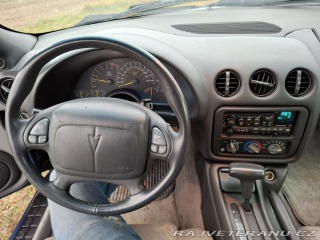 Pontiac Firebird 3.4 109 kw 1996
