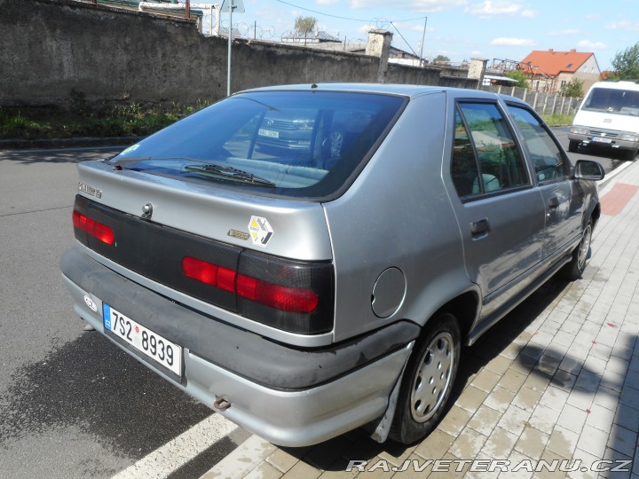 Renault 19 RN 1995