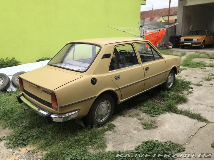 Škoda 120 742 1979