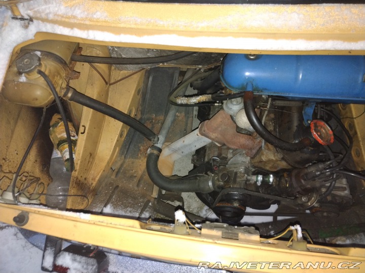 Škoda 105 105 L 1981