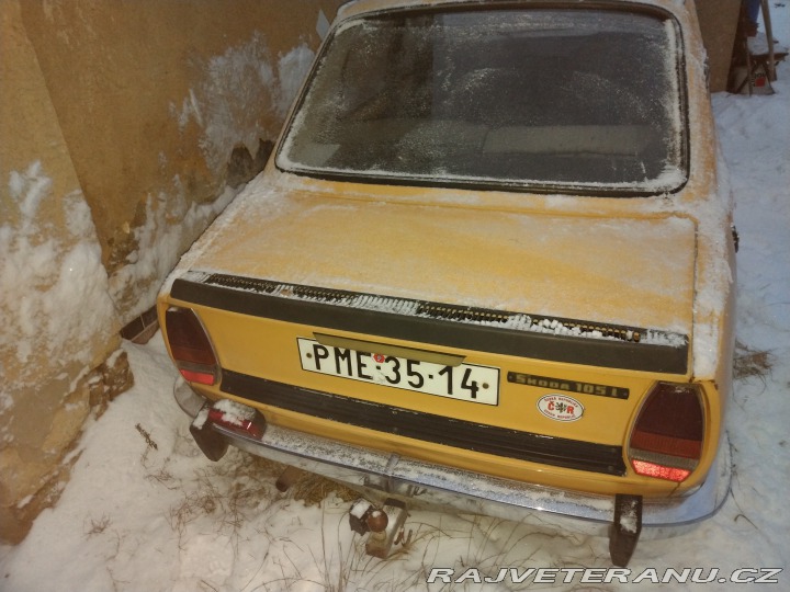 Škoda 105 105 L 1981
