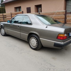 Mercedes-Benz 300 w124 1990