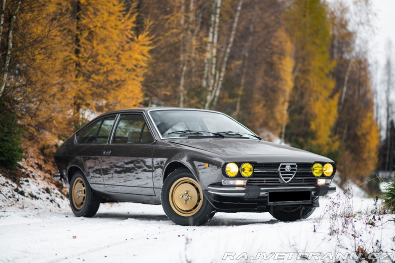 Alfa Romeo Alfetta GTV 2000